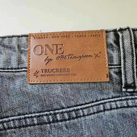 NWT ONE TEASPOON Truckers Mid Rise Straight Leg Women's 26 Opium Grey Distressed - Picture 12 of 15